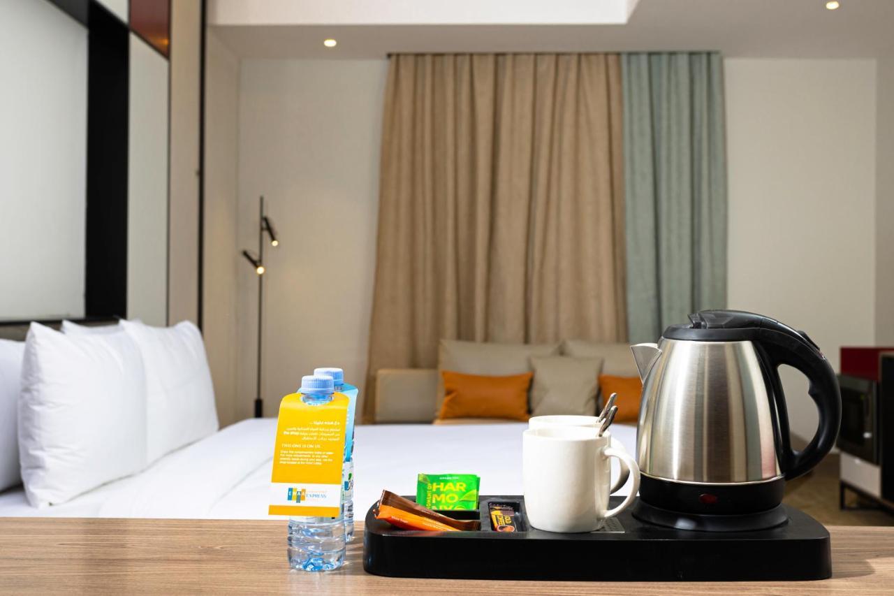 Ewaa Express Hotel - Al Jouf Sakakah Exteriör bild